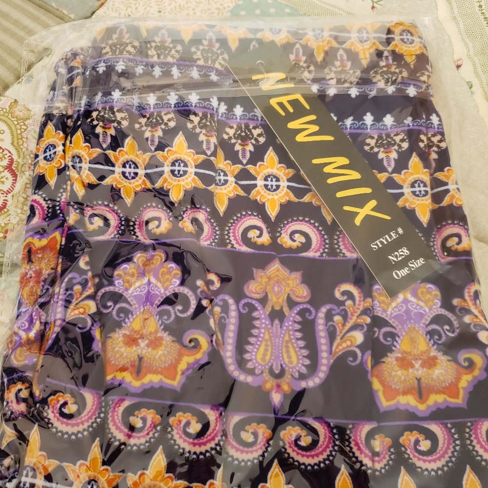 Patterned Leggings